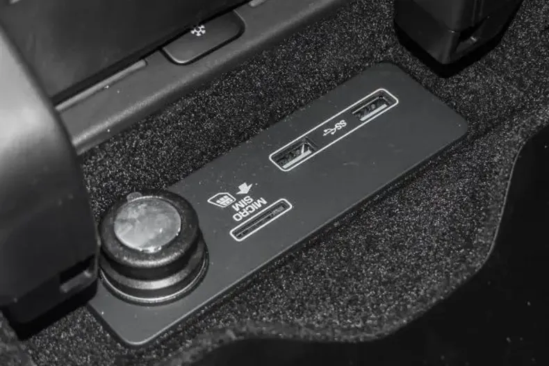 Land Rover Range Rover din 2022 cu 5.500 km - oferta LAN126082 - foto 12