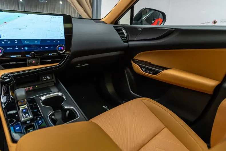 Lexus NX 450h din 2024 cu 12 km - oferta LEX126083 - foto 25