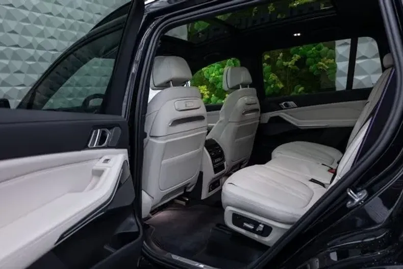 BMW X7 din 2023 cu 50 km - oferta BMW126084 - foto 6