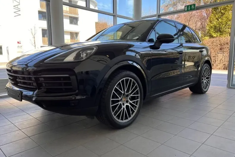 Porsche Cayenne din 2023 cu 50 km - oferta POR126085 - foto 1