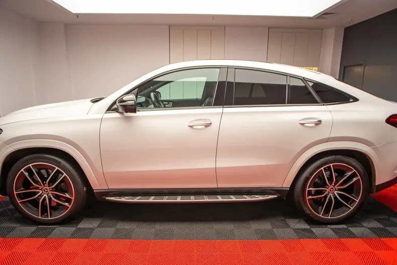 Mercedes-Benz GLE 400 din 2020 cu 72.631 km - oferta MER126087 - foto 3