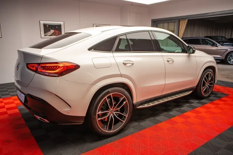 Mercedes-Benz GLE 400 din 2020 cu 72.631 km - oferta MER126087 - foto 6
