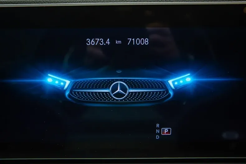 Mercedes-Benz GLE 400 din 2020 cu 72.631 km - oferta MER126087 - foto 18