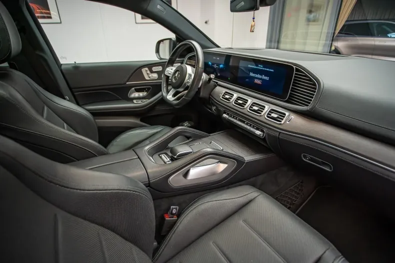 Mercedes-Benz GLE 400 din 2020 cu 72.631 km - oferta MER126087 - foto 24