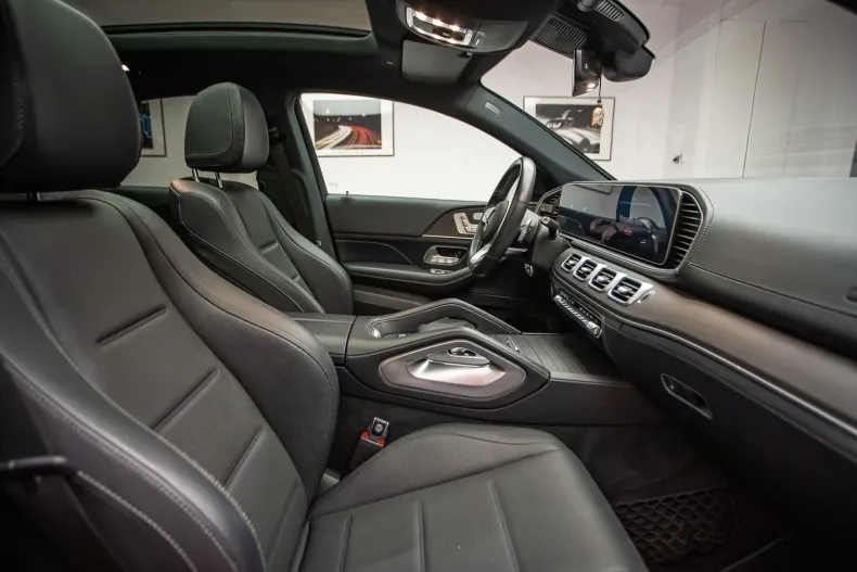 Mercedes-Benz GLE 400 din 2020 cu 72.631 km - oferta MER126087 - foto 25