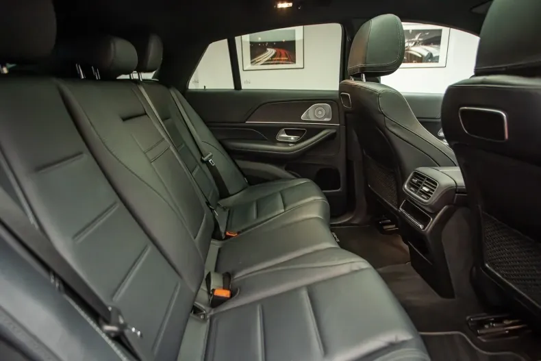 Mercedes-Benz GLE 400 din 2020 cu 72.631 km - oferta MER126087 - foto 28