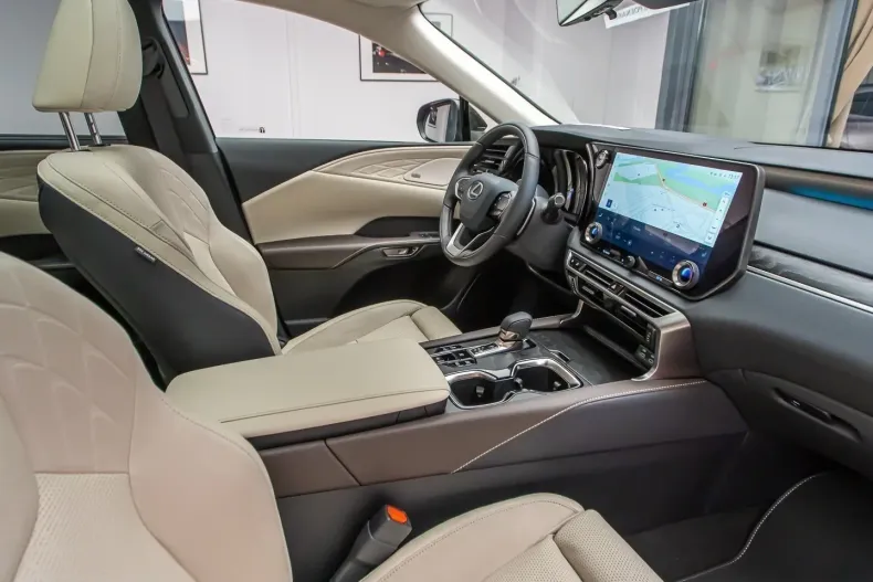 Lexus RX 450 din 2024 cu 9 km - oferta LEX126088 - foto 14