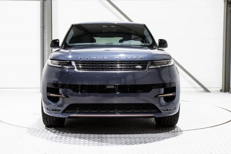 Land Rover Range Rover Sport din 2023 cu 3.000 km - oferta LAN126089 - foto 3