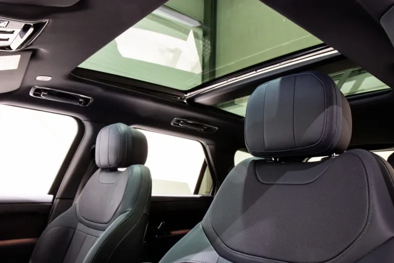 Land Rover Range Rover Sport din 2023 cu 3.000 km - oferta LAN126089 - foto 6