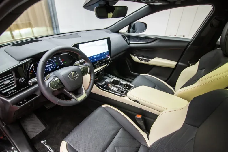 Lexus NX 350h din 2024 cu 10 km - oferta LEX126097 - foto 7