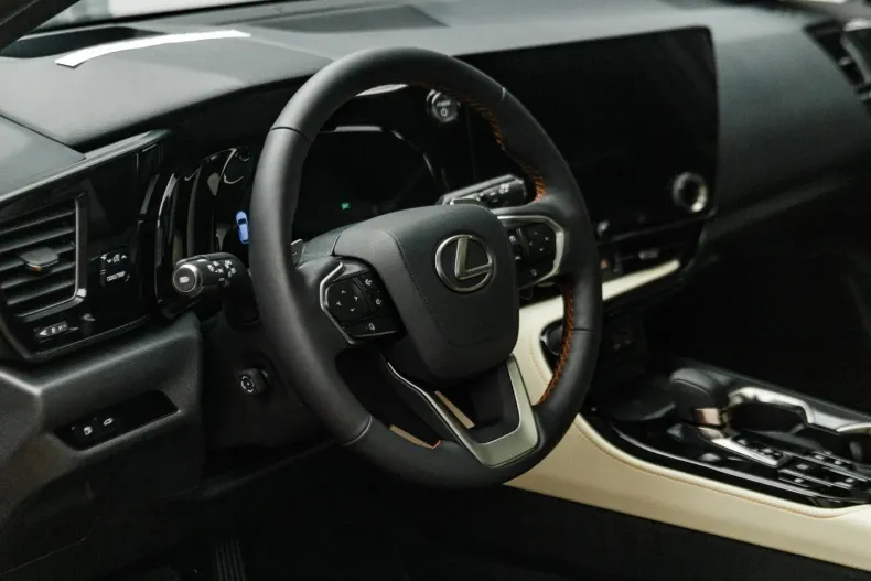 Lexus NX 350h din 2024 cu 10 km - oferta LEX126097 - foto 14