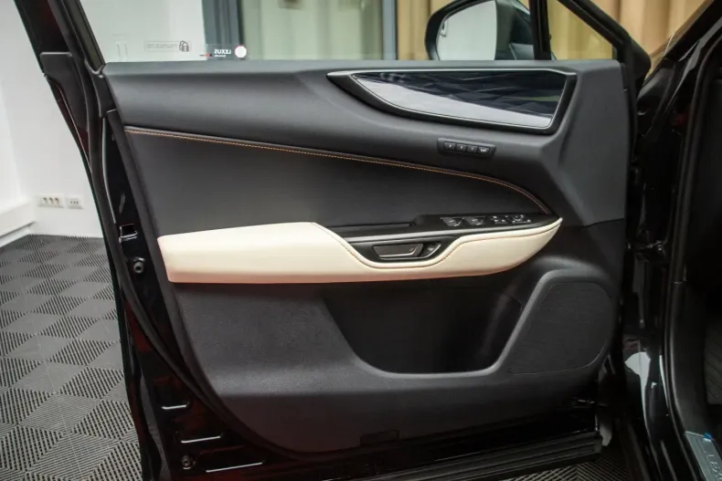 Lexus NX 350h din 2024 cu 10 km - oferta LEX126097 - foto 16