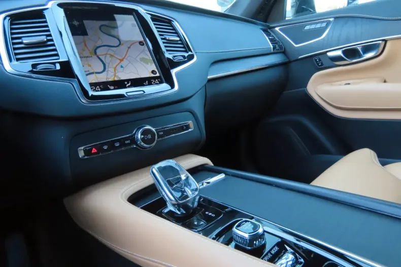 Volvo XC90 din 2020 cu 22.203 km - oferta VOL126098 - foto 5