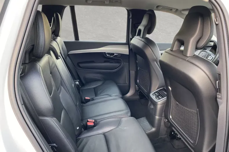 Volvo XC90 din 2020 cu 26.000 km - oferta VOL126099 - foto 5