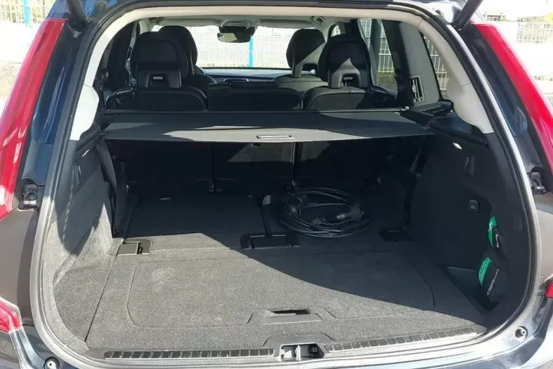 Volvo XC90 din 2020 cu 10.000 km - oferta VOL126100 - foto 8