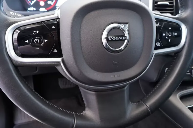 Volvo XC90 din 2020 cu 23.705 km - oferta VOL126101 - foto 7