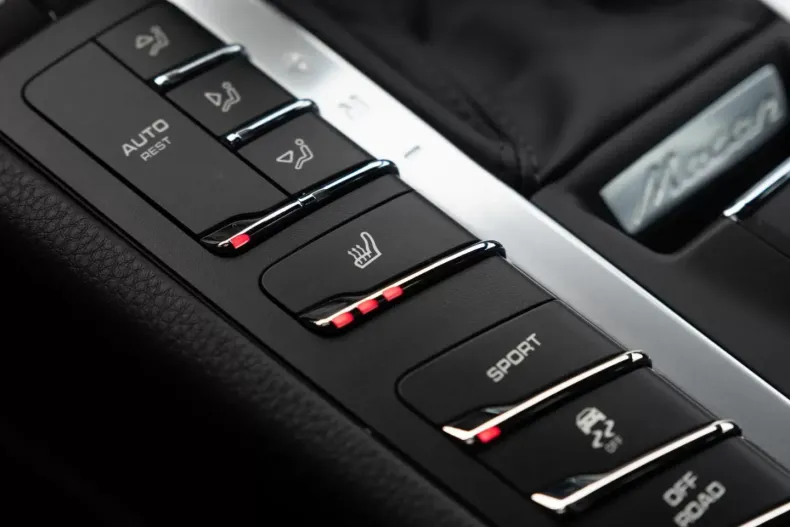 Porsche Macan din 2021 cu 19.395 km - oferta POR126104 - foto 24