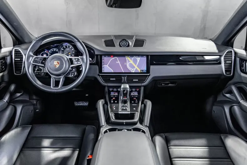 Porsche Cayenne din 2021 cu 12.157 km - oferta POR126105 - foto 8