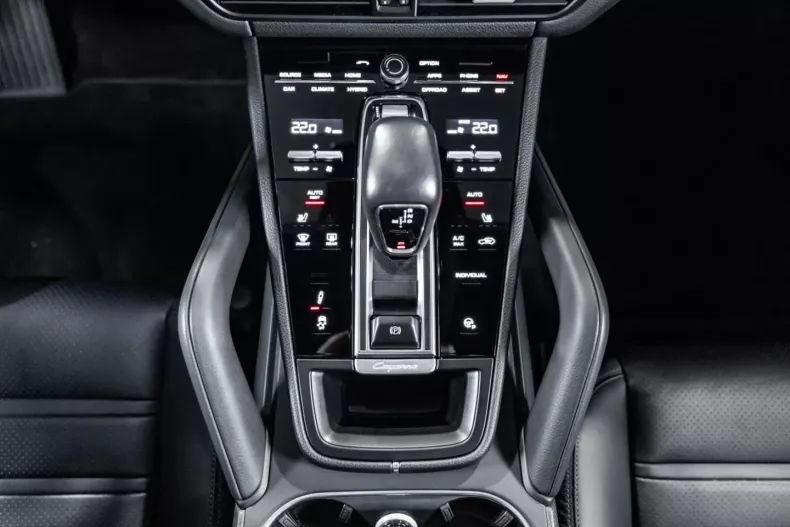 Porsche Cayenne din 2021 cu 12.157 km - oferta POR126105 - foto 12