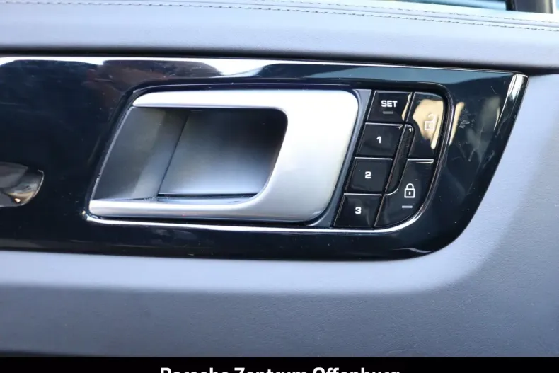 Porsche Cayenne din 2020 cu 47.889 km - oferta POR126108 - foto 12