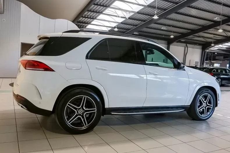 Mercedes-Benz GLE 300 din 2021 cu 23.300 km - oferta MER126114 - foto 2