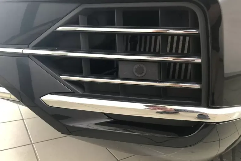 Volkswagen Touareg din 2021 cu 27.368 km - oferta VOL126115 - foto 8