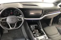 Volkswagen Touareg din 2021 cu 27.368 km - oferta VOL126115 - foto 9