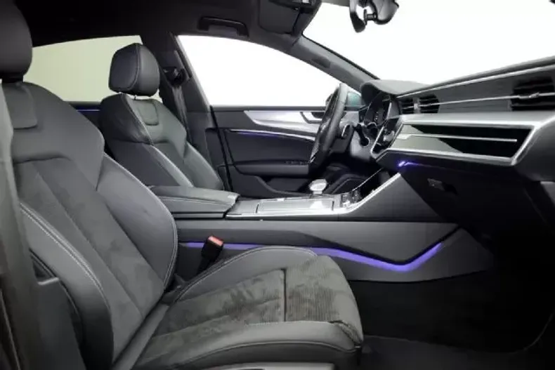 Audi A7 din 2020 cu 30.120 km - oferta AUD126117 - foto 5