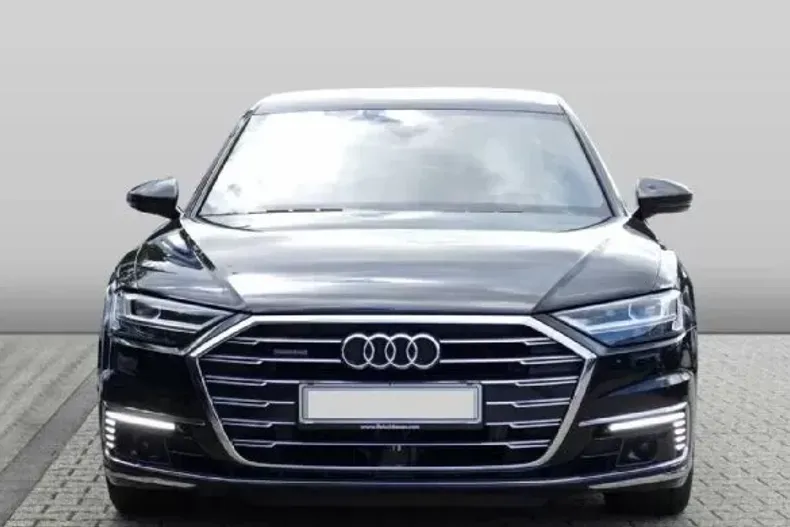 Audi A8 din 2021 cu 36.789 km - oferta AUD126118 - foto 2