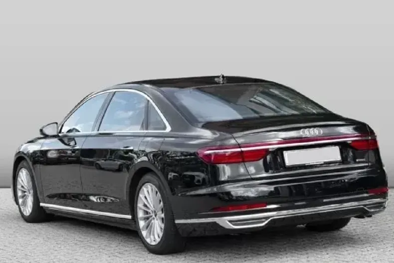 Audi A8 din 2021 cu 36.789 km - oferta AUD126118 - foto 4