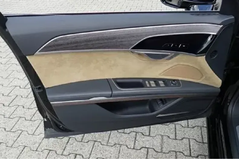 Audi A8 din 2021 cu 36.789 km - oferta AUD126118 - foto 9