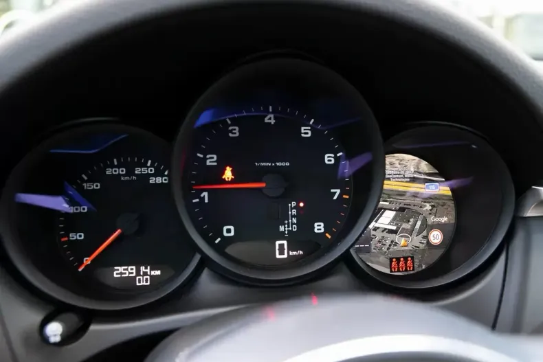 Porsche Macan din 2021 cu 26.542 km - oferta POR126120 - foto 8