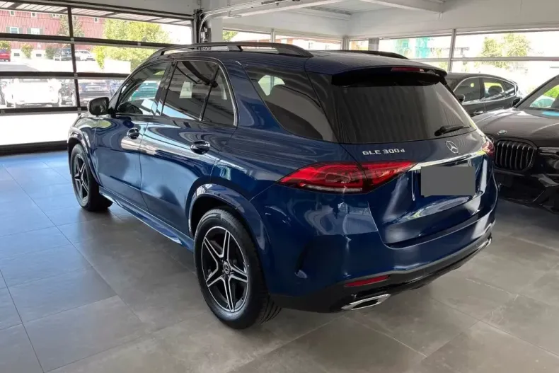Mercedes-Benz GLE 300 din 2022 cu 10 km - oferta MER126122 - foto 2