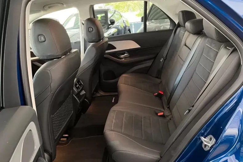 Mercedes-Benz GLE 300 din 2022 cu 10 km - oferta MER126122 - foto 7