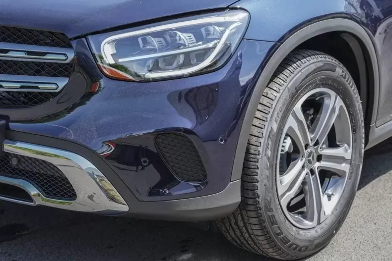 Mercedes-Benz GLC 220 din 2022 cu 15.100 km - oferta MER126123 - foto 4