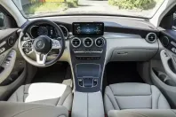 Mercedes-Benz GLC 220 din 2022 cu 15.100 km - oferta MER126123 - foto 9