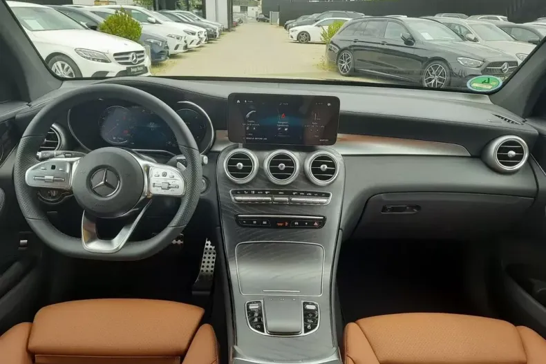 Mercedes-Benz GLC 220 din 2022 cu 7.500 km - oferta MER126124 - foto 10