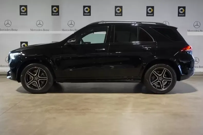 Mercedes-Benz GLE 300 din 2022 cu 13.200 km - oferta MER126125 - foto 2