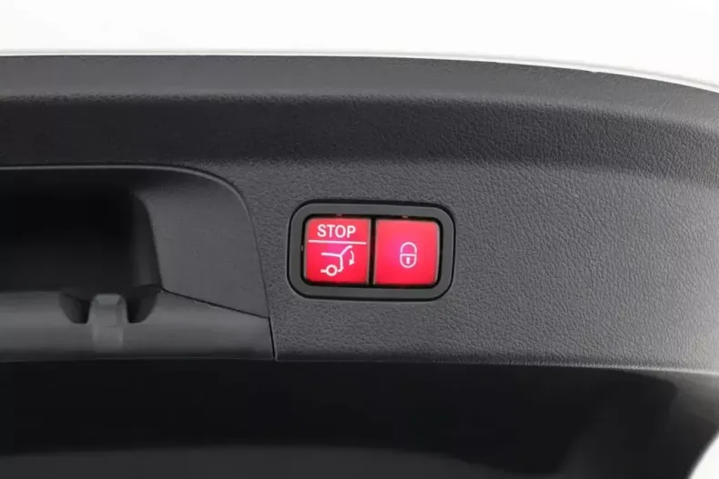 Mercedes-Benz GLE 350 din 2021 cu 29.700 km - oferta MER126127 - foto 23