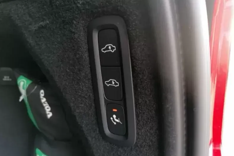 Volvo XC90 din 2021 cu 42.000 km - oferta VOL126128 - foto 15