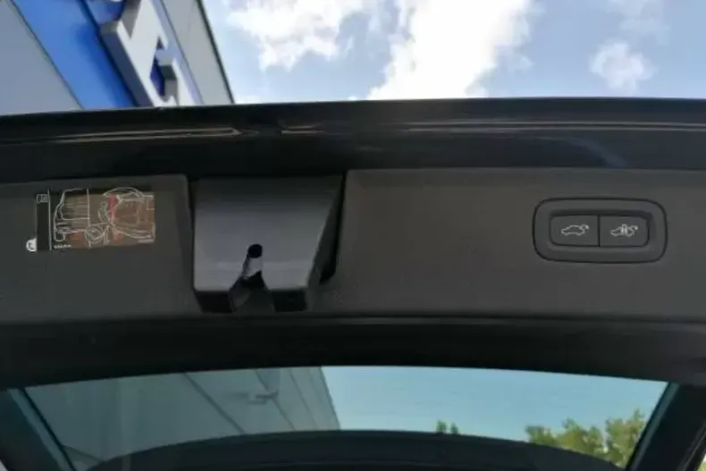 Volvo XC90 din 2021 cu 42.000 km - oferta VOL126128 - foto 16