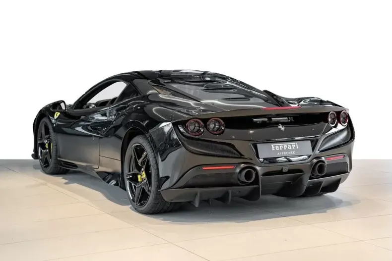 Ferrari F8 din 2020 cu 2.000 km - oferta FER126129 - foto 5