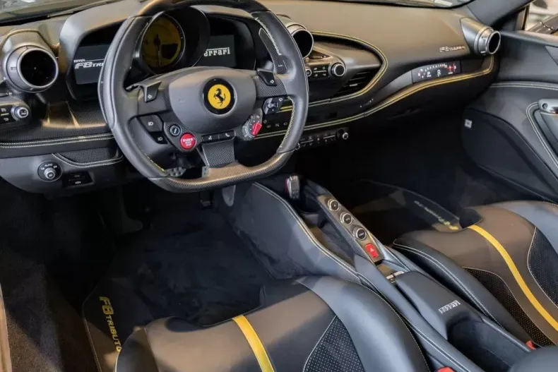 Ferrari F8 din 2020 cu 2.000 km - oferta FER126129 - foto 8