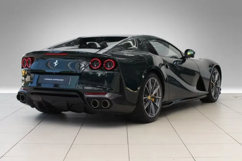 Ferrari 812 din 2022 cu 4.750 km - oferta FER126130 - foto 7