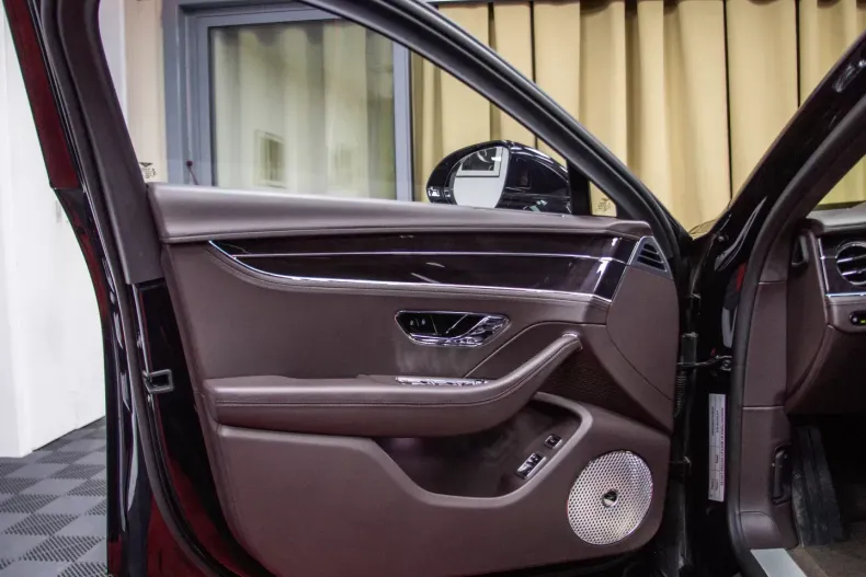 Bentley Flying Spur din 2021 cu 45.000 km - oferta BEN126132 - foto 11