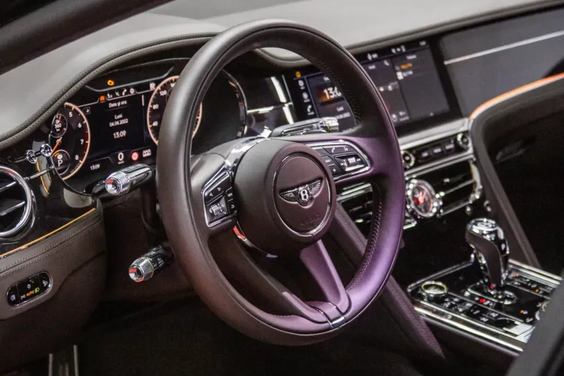 Bentley Flying Spur din 2021 cu 45.000 km - oferta BEN126132 - foto 13