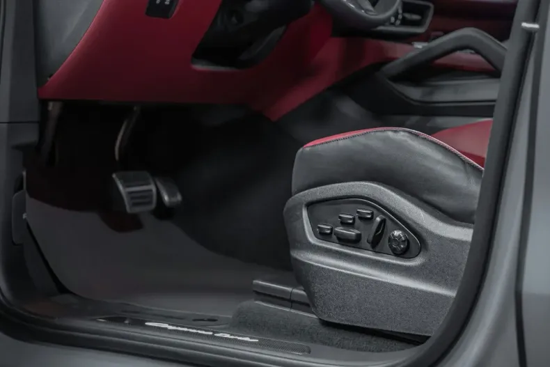 Porsche Cayenne din 2024 cu 0 km - oferta POR126142 - foto 21