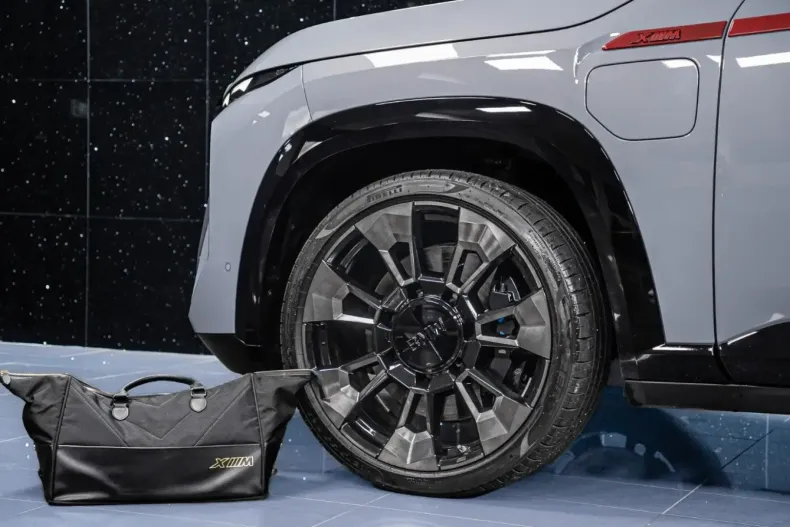 BMW XM din 2023 cu 19.000 km - oferta BMW126143 - foto 2