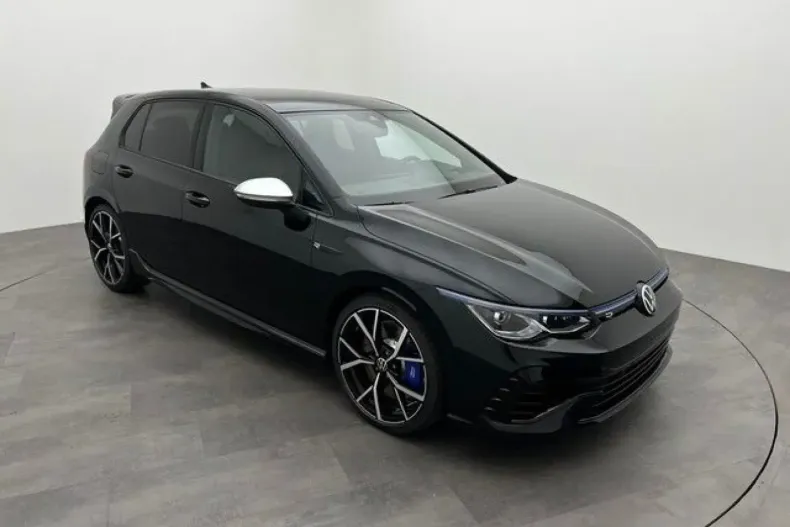 Volkswagen Golf din 2023 cu 3.000 km - oferta VOL126144 - foto 2