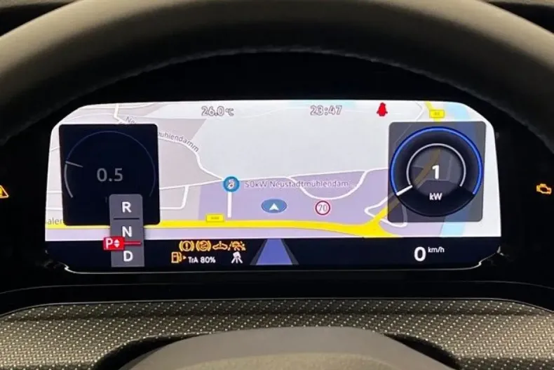 Volkswagen Golf din 2023 cu 3.000 km - oferta VOL126144 - foto 10